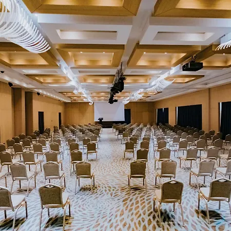 Hotel Doubletree By Hilton