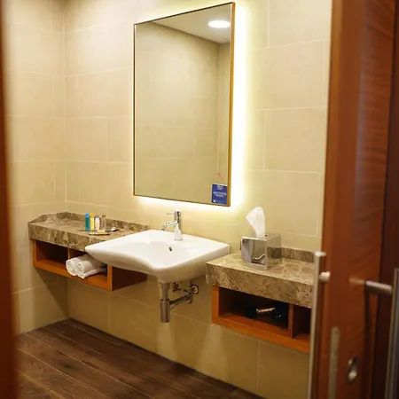 Doubletree By Hilton Hotel Trabzon